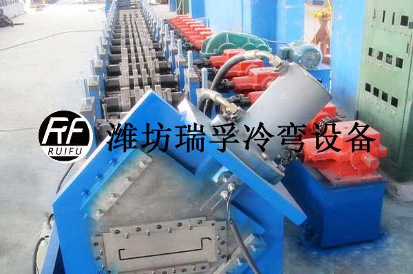 貨架型材設(shè)備