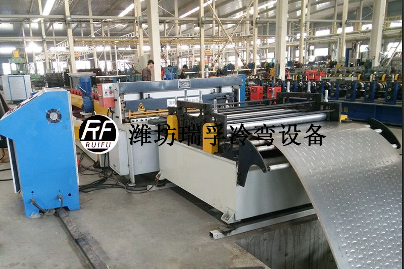 汽車底板設備 (3).jpg