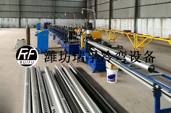 光熱發(fā)電型材設(shè)備