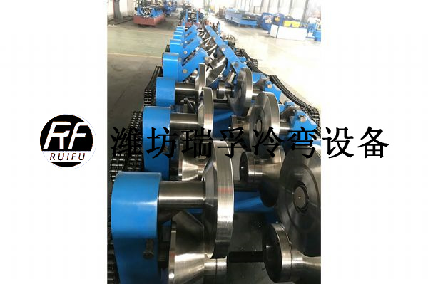 C型鋼成型設(shè)備
