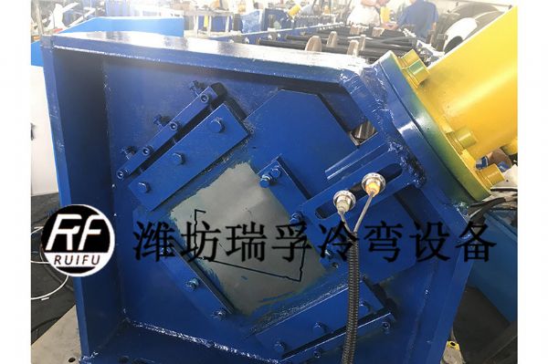 小橋架設備-200X100壓筋型